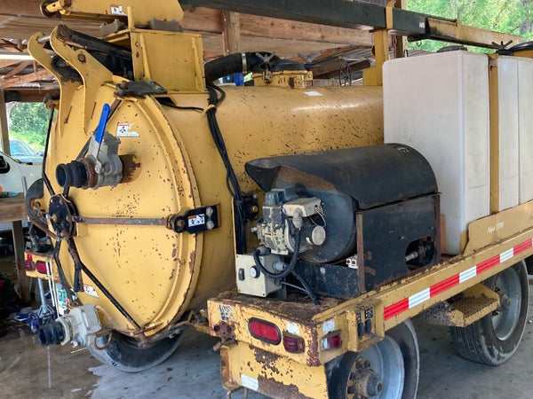 Used 2014 Ring-O-Matic Vactron Vacuum Excavator, 800 Gallons - Ref. #1015